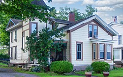 House @ 115 S. Main St. Canastota, NY.jpg