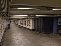 Station mezzanine IND East Broadway Mezzanine Hallway.jpg