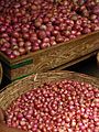 India - Koyambedu Market - Onions 10 (3986292991).jpg