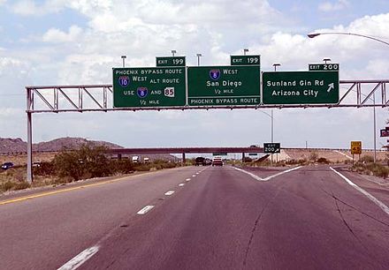 I-10 approaching the eastern terminus of I-8
