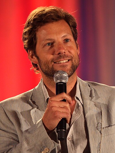 Jamie Bamber Net Worth, Biography, Age and more