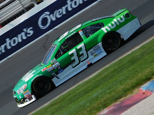 Jeffrey Earnhardt in the No. 33 at New Hampshire Motor Speedway in 2017