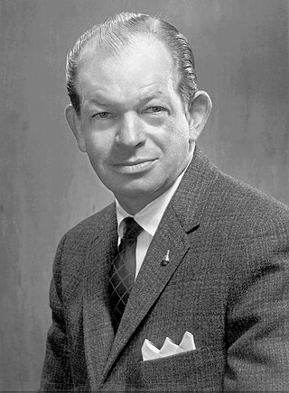 <span class="mw-page-title-main">John A. Powers</span> NASA public affairs officer (1922–1979)