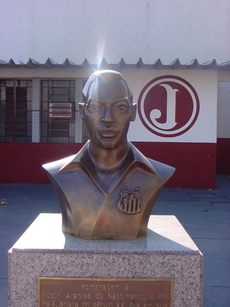 File:Juventus pele busto.jpg