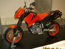 A cikk szemléltető képe KTM 640 Duke II