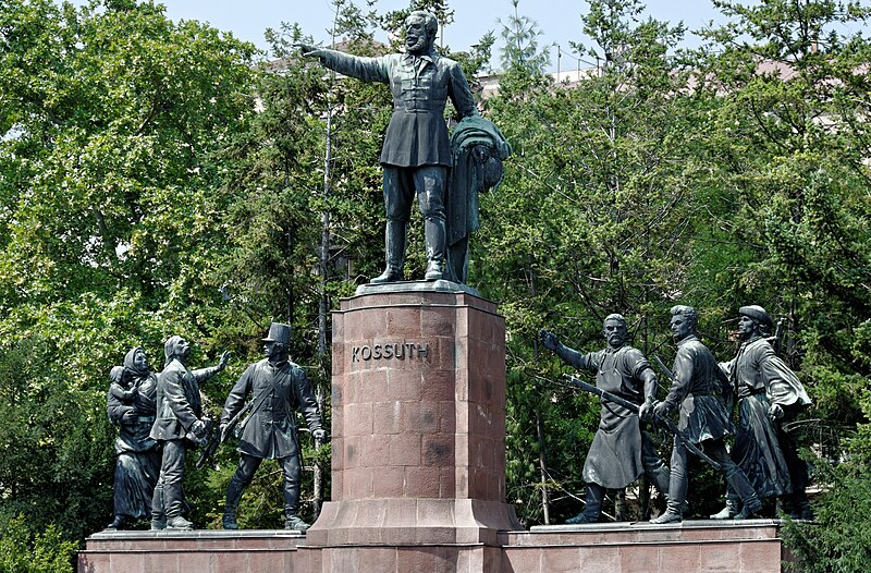 File:Kossuth Memorial Budapest.jpg