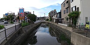 唐人町と伊崎の境を流れる黒門川