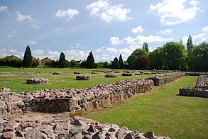 Abbey site Leicester Abbey nave and cloister.jpg