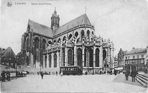 两次大战前的圣伯多禄教堂（1912-1914年），可见中央圆形高顶