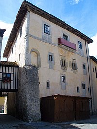 Llanes - Palacio de Gastañaga 5.jpg