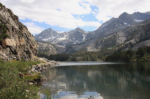 Long Lake in Little Lakes Valley, John Muir Wilderness