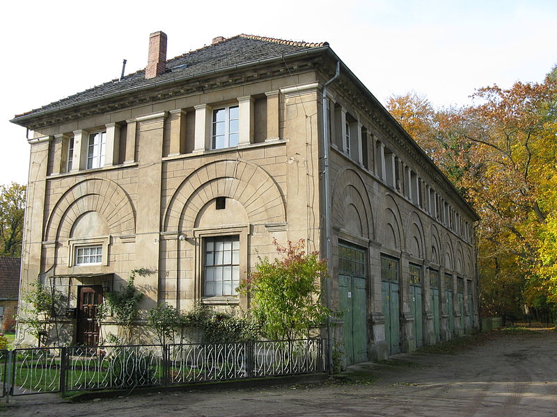 File:Ludwigslust Schlosspark 2010-10-29 052.JPG