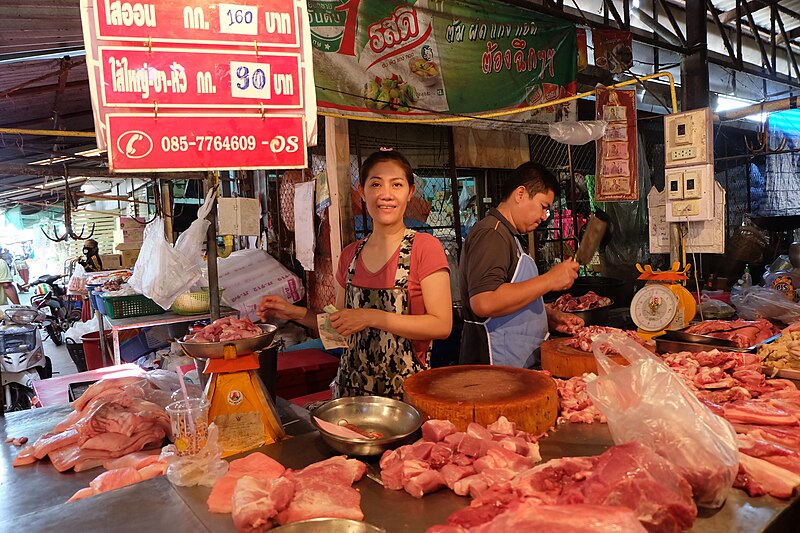 File:MARKET IN SATUEK.jpg