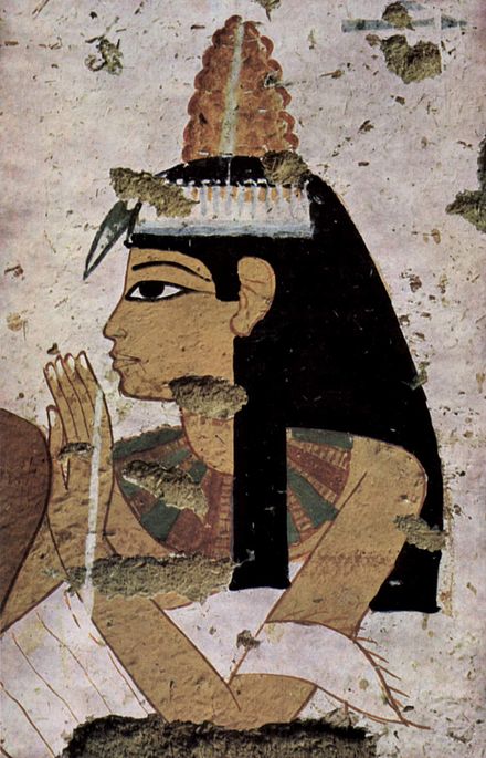 Image of the wife of Ipuki in tomb TT181. Maler der Grabkammer der Bildhauer Nebamun und Ipuki 002.jpg