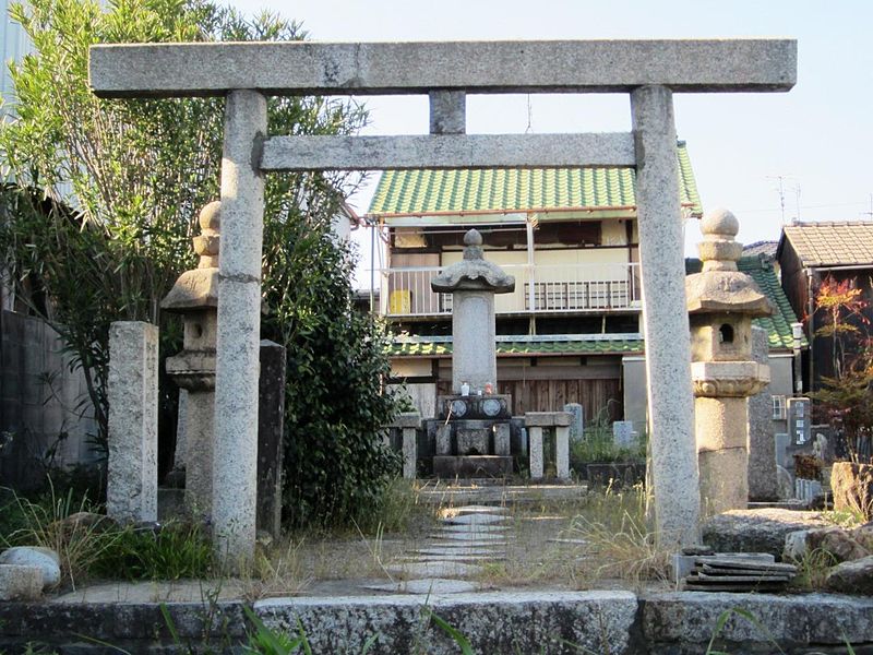 File:Mausoleum of Honda Tadakatsu.jpg