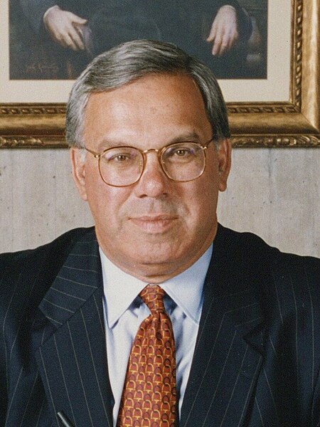 File:Mayor Thomas M. Menino (15649592926) (1) (a).jpg