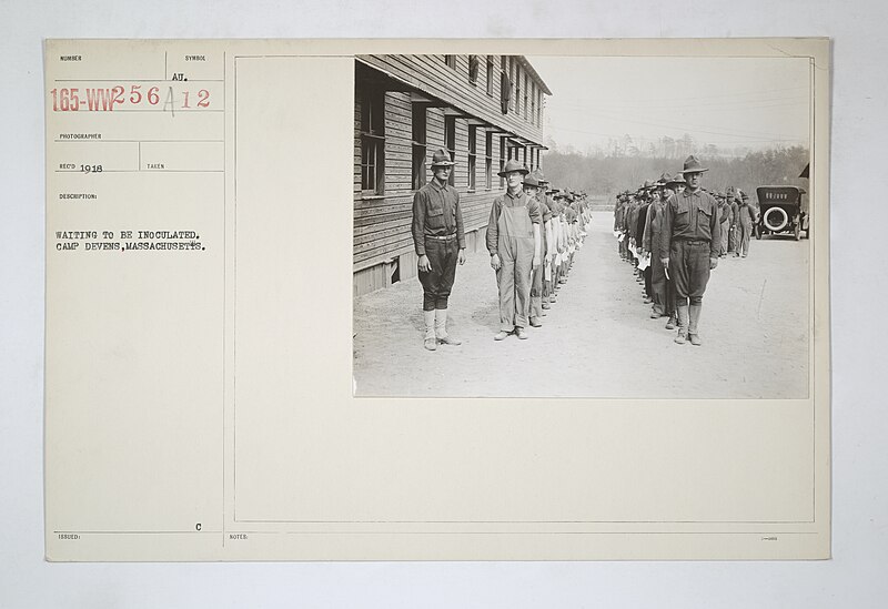 File:Medical Department - Inoculations - Waiting to be inoculated. Camp Devens, Massachusetts - NARA - 45496230.jpg