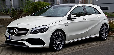 Mercedes-AMG A 45 4MATIC (W 176, Facelift) – Frontansicht, 7. Oktober 2018, Düsseldorf.jpg