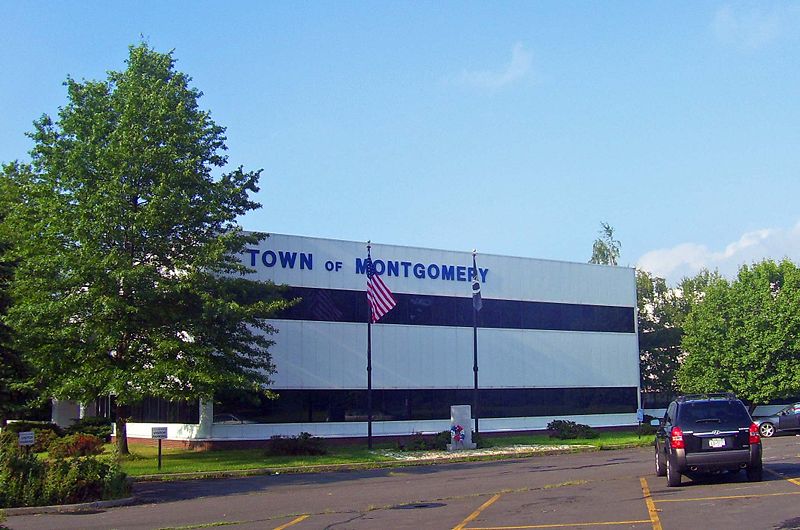 File:Montgomery, NY, Town Hall.jpg