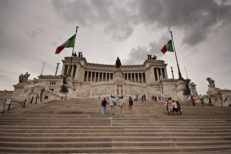 File:Monumento a Víctor Manuel II (5047047163).jpg