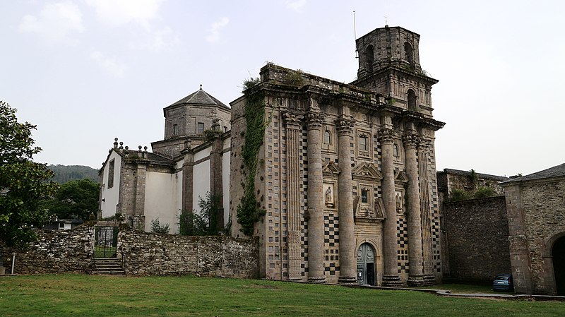 File:Mosteiro de Santa María de Monfero 2.jpg