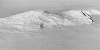 <span class="mw-page-title-main">Mount Frakes</span> Mountain in Marie Byrd Land, Antarctica