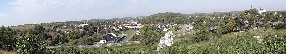 Panorama widokowa miejscowości z Góry Szwajcera