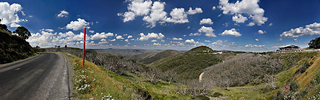 File:Mt hotham summer scenery.jpg