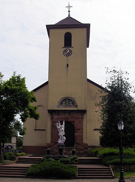 Файл:Neewiller-près-Lauterbourg, Église Saint-Michel 1.jpg