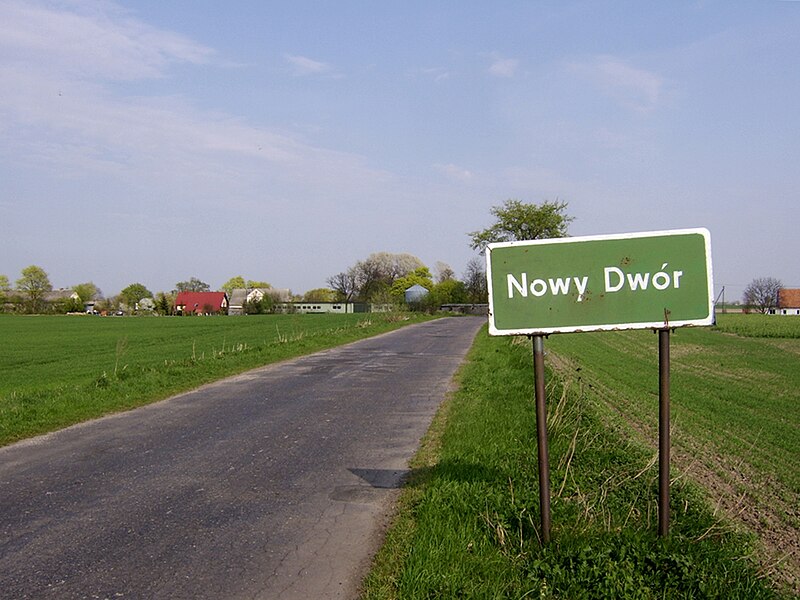 File:Nowy Dwór Królewski.jpg