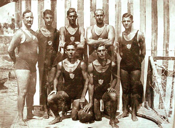 Olympiacos Water Polo team in 1927. This roster won the first Greek League title in Olympiacos' long history.