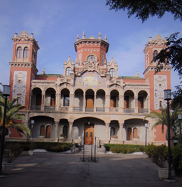 File:Palacio de Larrinaga 2018.jpg