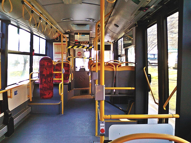 File:Pandemia 2020-03-15 bus.jpg