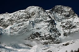 L'imponente Parete Valsesiana del Monte Rosa