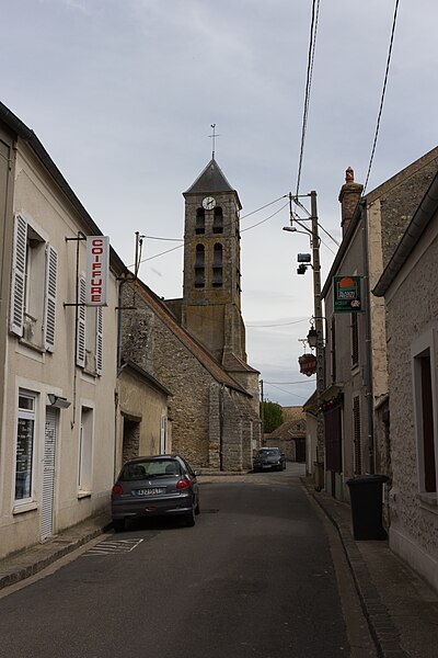 File:Perthes-en-Gatinais Eglise IMG 1909.jpg