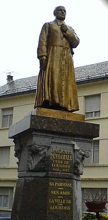 Niedrigwinkelstatue