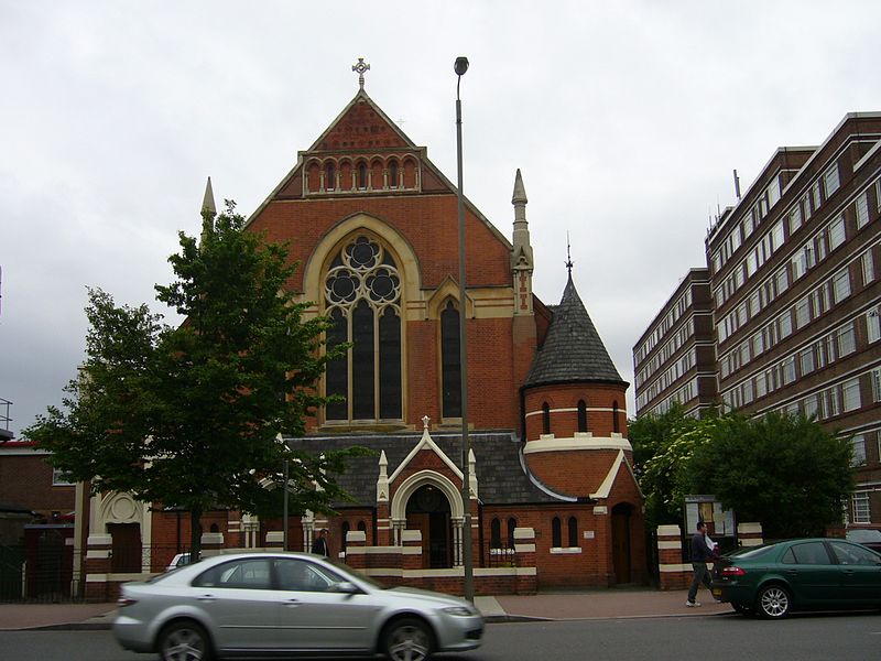 File:Polish Church Balham 180.jpg