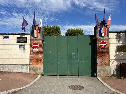 Comment aller à Cimetiere de Saint-Cloud en transport en commun - A propos de cet endroit