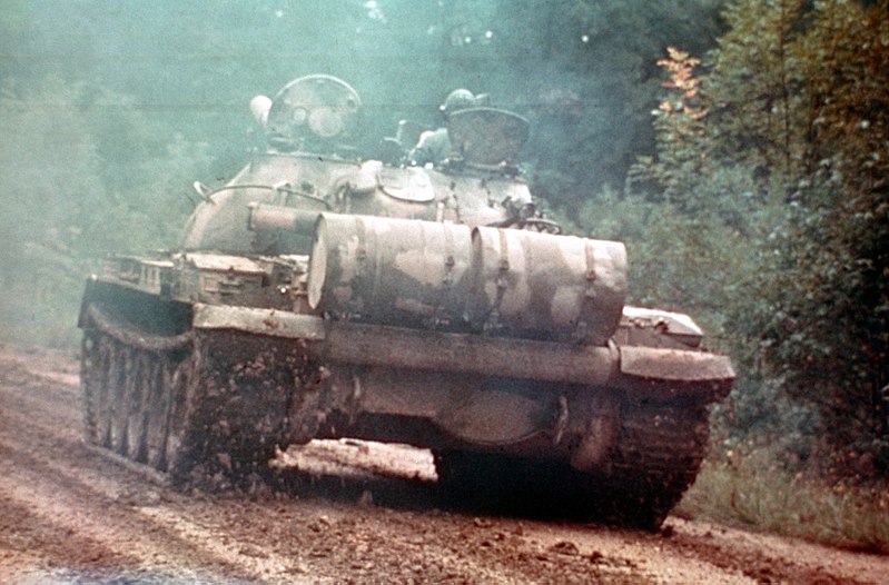 File:Rear view of a T-62A.JPEG