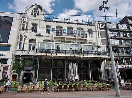 Rembrandtplein, De Kroon