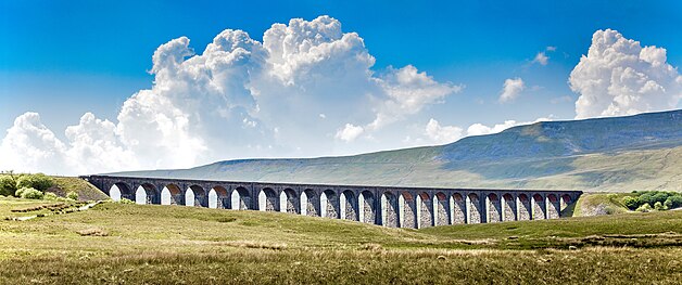 Ribblehead Viaduct (27475839196).jpg