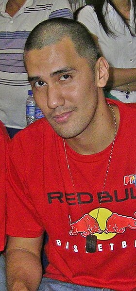 Alvarez in 2007