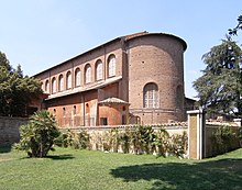 Rom, Basilika Santa Sabina, Außenansicht.jpg 