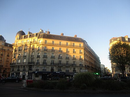 Rond point Bineau Villiers Louise Michel