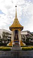 En af de 86 ens krematorium replikaer, her ved GLO (Det Kongelige Lotterikontor) i Bangkok.