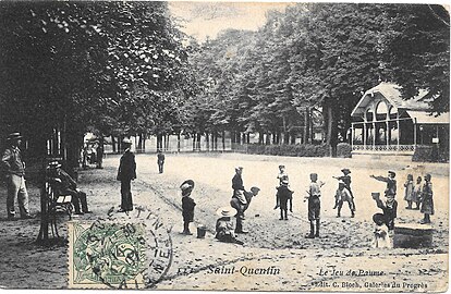 Le chalet du Jeu de Paume bâti dans les années 1890.