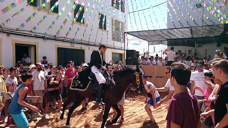 File:Sant Cristòfol de ses Corregudes - 05 (Es Migjorn Gran, 2 de agosto de 2015).JPG