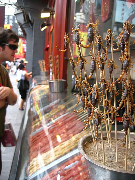 File:Scorpions on Wangfujing Dajie snack street in Beijing.jpg