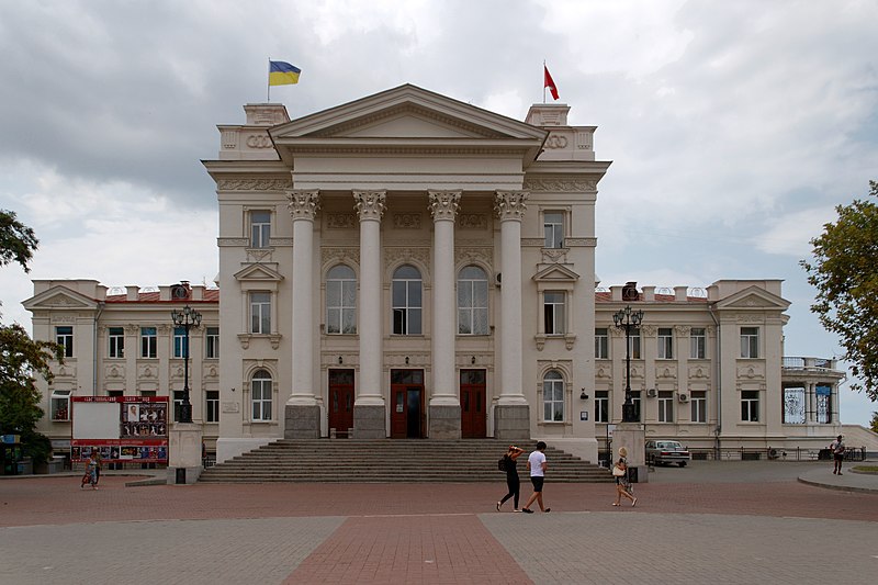 Файл:Sevastopol Palace of Children and Youth Creativity IMG 4014 1725.jpg