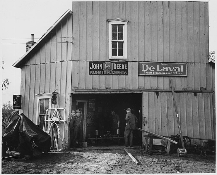 File:Shelby County, Iowa. Other buildings and businesses in Irwin.... Most Irwin buisinessmen are engaged . . . - NARA - 522321.jpg